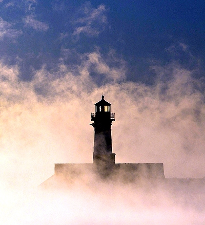LightHouse02